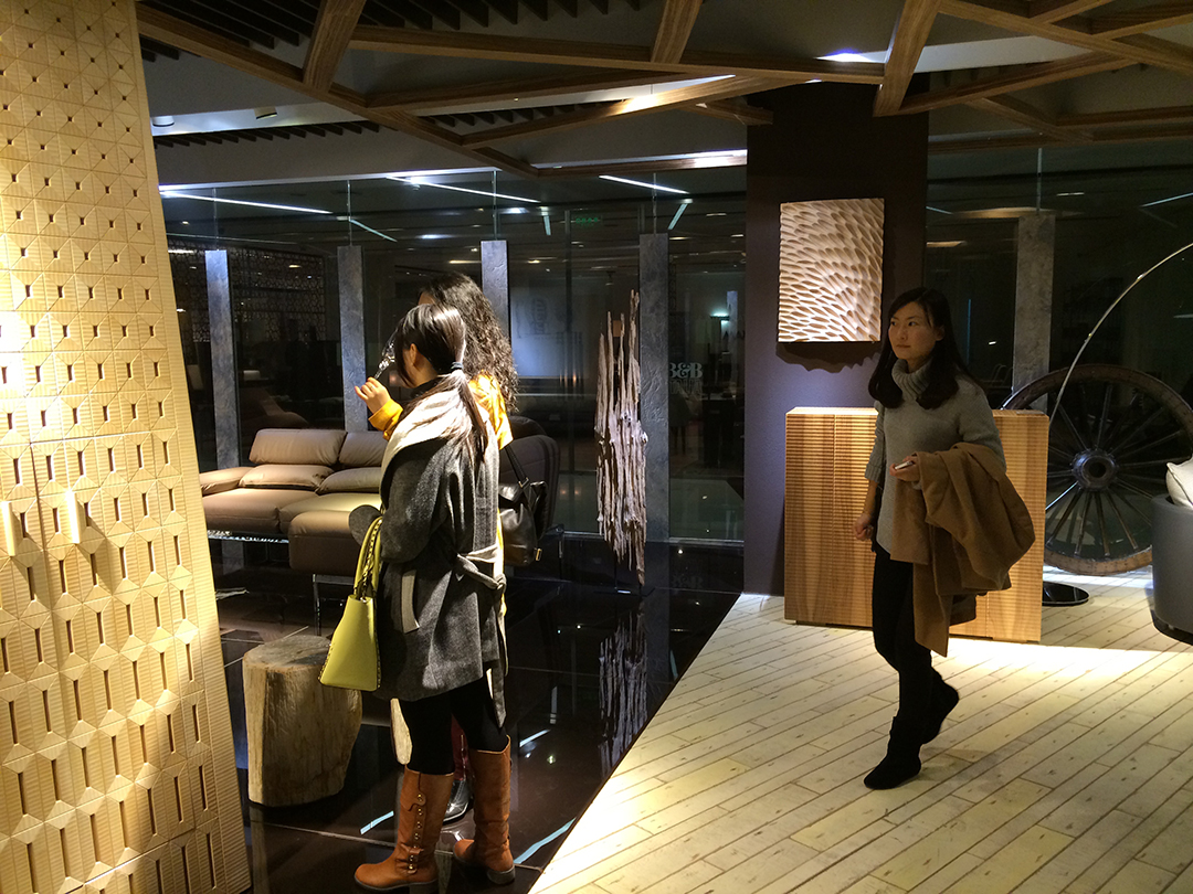 Asian Architects interested in the displayed pieces – JSWB Furniture Mall, Shanghai